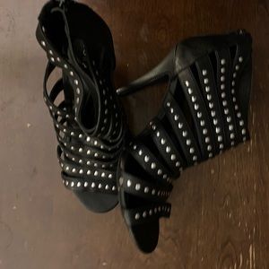 Studded Torrid black heels